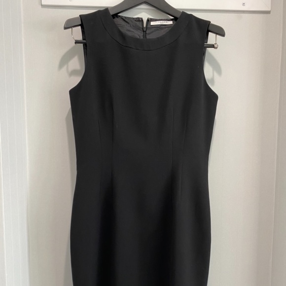 TAHARI Petite size:- 6 - Picture 1 of 8